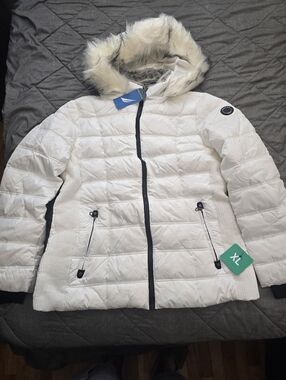 Nautica White Quilted Puffer Jacket with Faux-Fur Hood